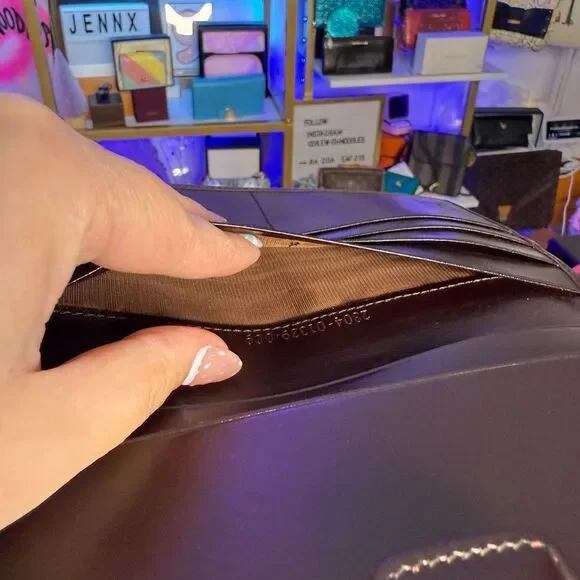 Unused Fendi Vintage Dark Brown Leather Large Bifold Wallet Unisex Men’s - Picture 11 of 15